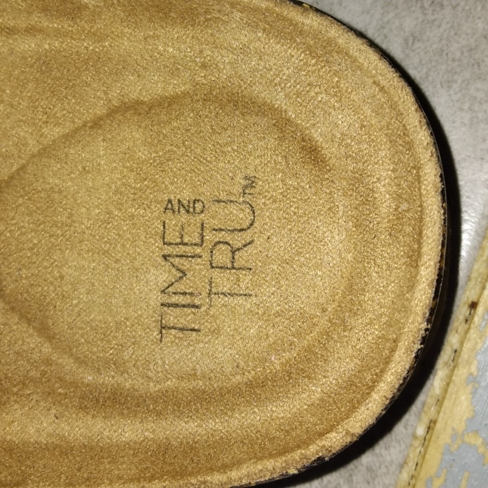 Sandal size 11 WOMEN TIME TRU - Picture 6 of 7